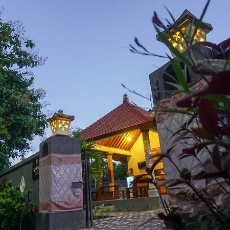 Wabitaka Bungalow Hotel Toyapakeh Ngoại thất bức ảnh