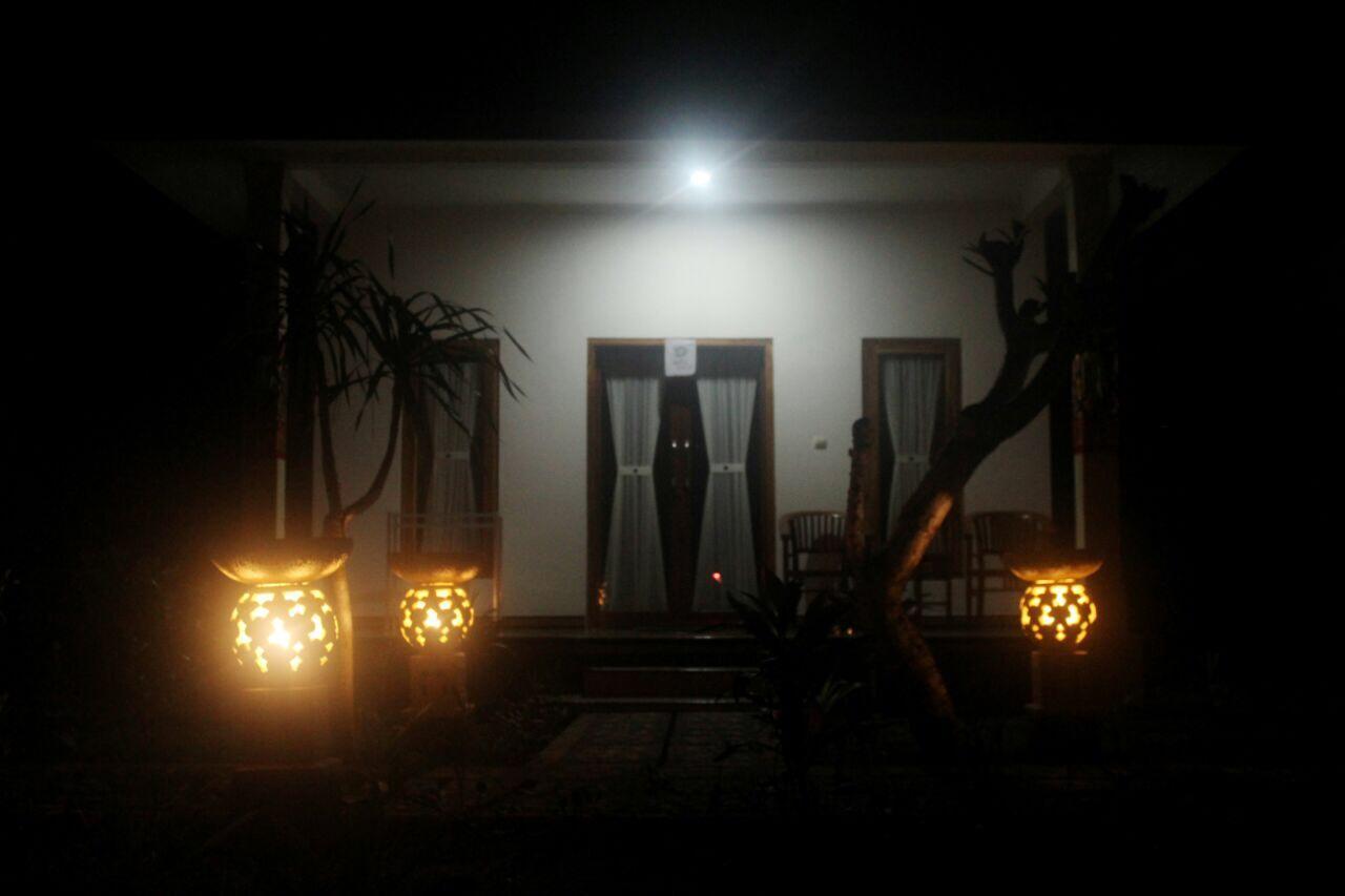 Wabitaka Bungalow Toyapakeh Ngoại thất bức ảnh
