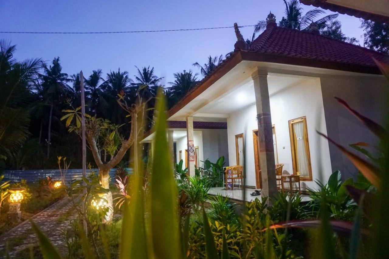 Wabitaka Bungalow Hotel Toyapakeh Ngoại thất bức ảnh