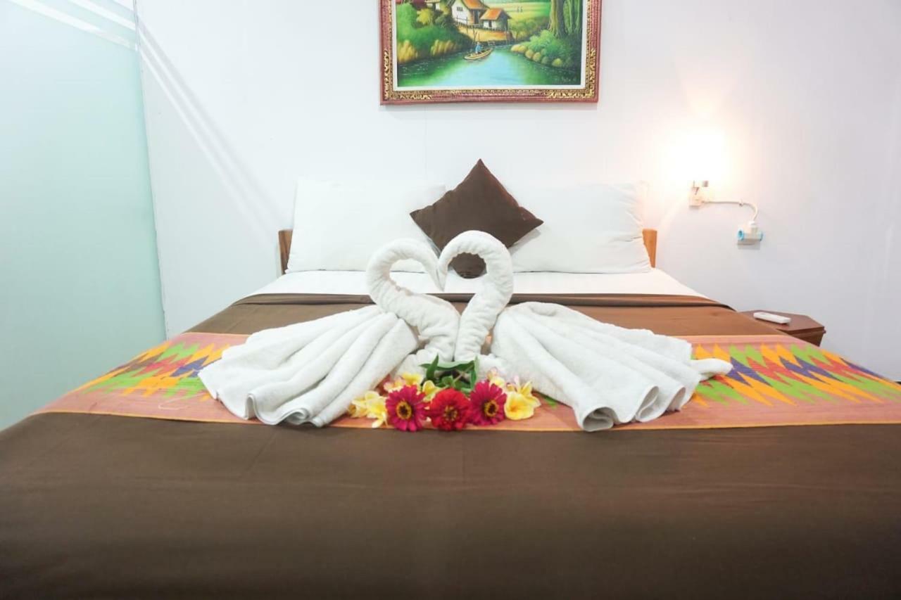 Wabitaka Bungalow Hotel Toyapakeh Ngoại thất bức ảnh